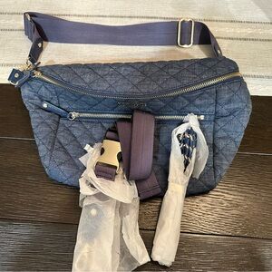 Mz Wallace Crosby sling